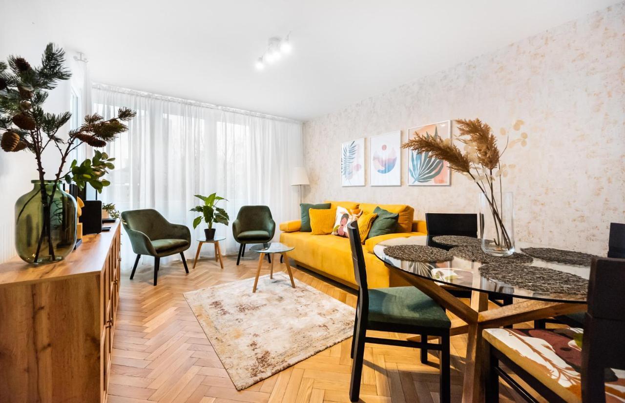 Metro Swietokrzyska Boho Aesthetic Apartment Βαρσοβία Εξωτερικό φωτογραφία