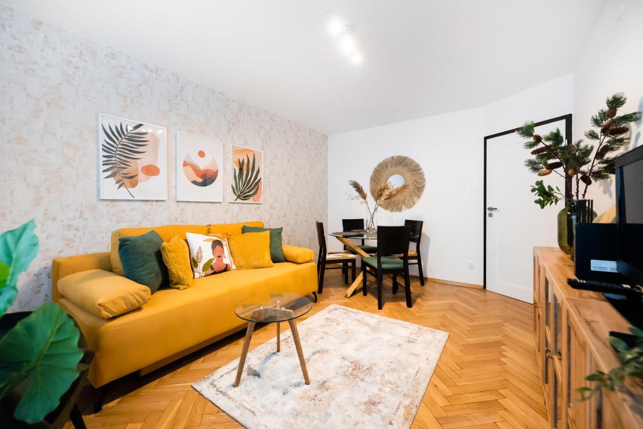 Metro Swietokrzyska Boho Aesthetic Apartment Βαρσοβία Εξωτερικό φωτογραφία
