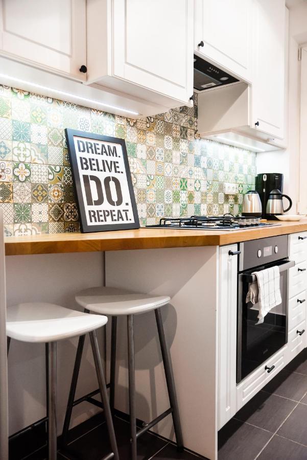 Metro Swietokrzyska Boho Aesthetic Apartment Βαρσοβία Εξωτερικό φωτογραφία